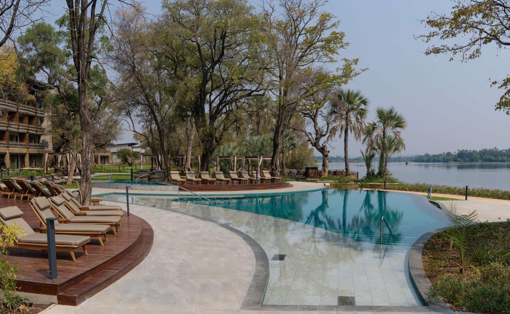 Radisson Blu Mosi-Oa-Tunya Livingstone Resort Exteriör bild