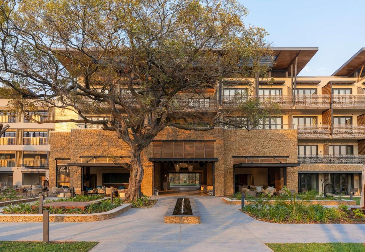 Radisson Blu Mosi-Oa-Tunya Livingstone Resort Exteriör bild