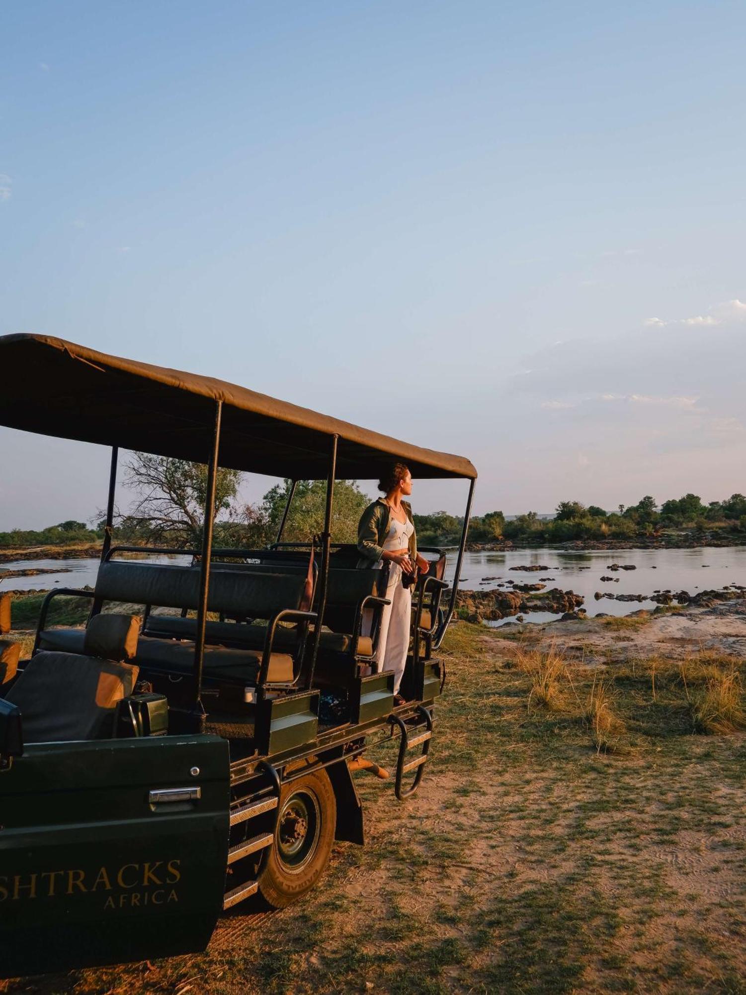 Radisson Blu Mosi-Oa-Tunya Livingstone Resort Exteriör bild