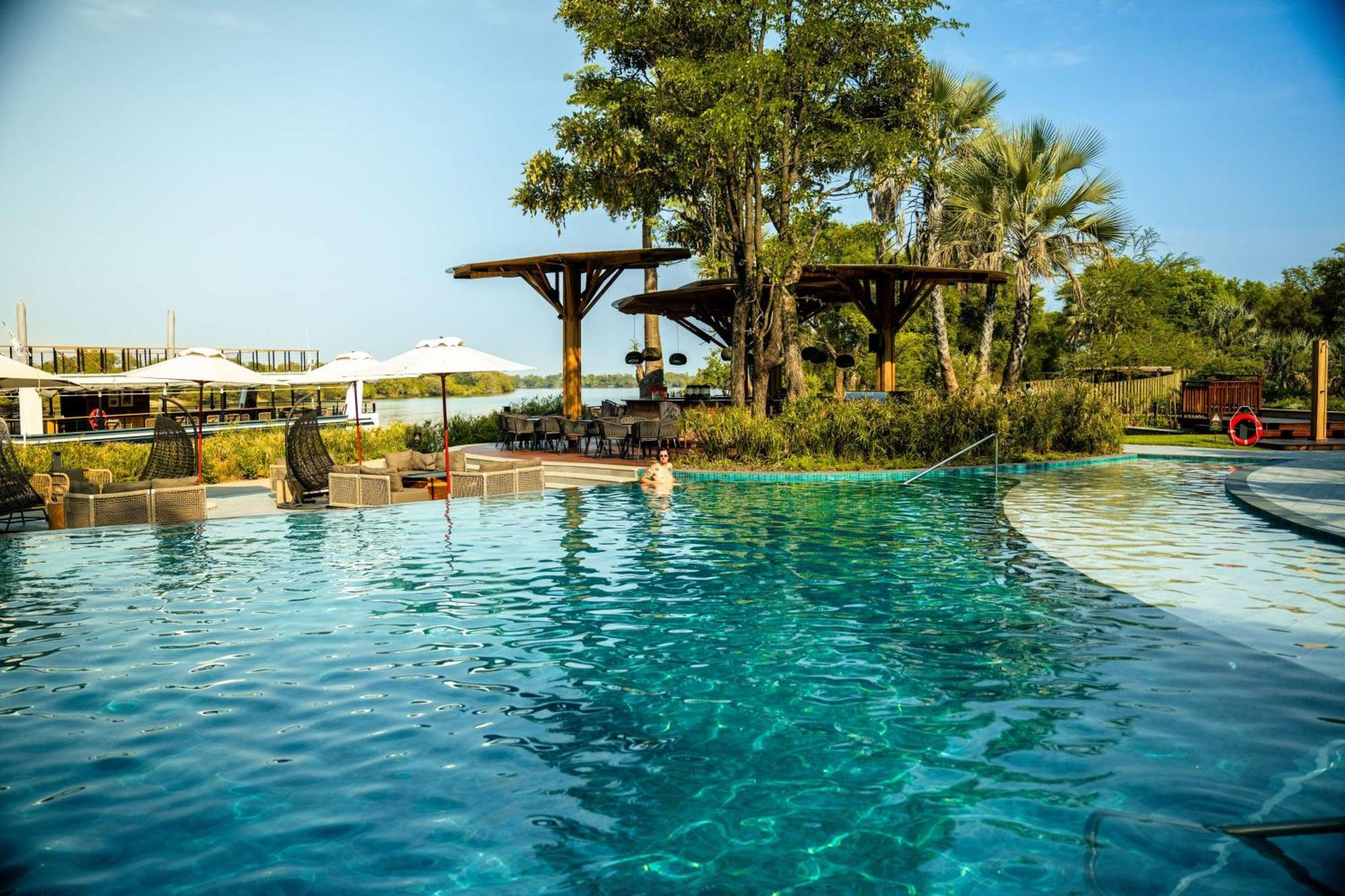 Radisson Blu Mosi-Oa-Tunya Livingstone Resort Exteriör bild