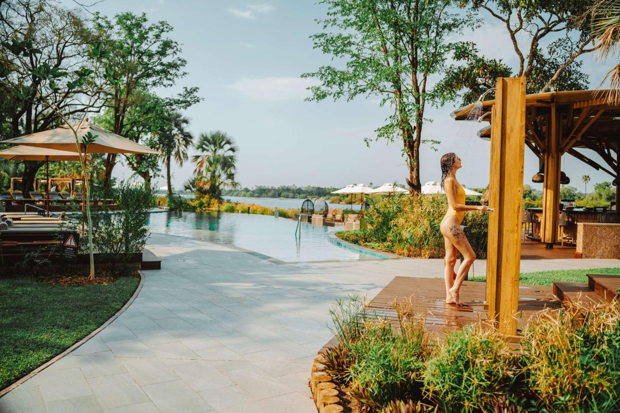 Radisson Blu Mosi-Oa-Tunya Livingstone Resort Exteriör bild